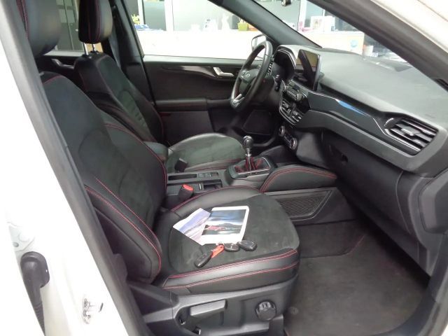 Ford Kuga Hybrid ST Line X