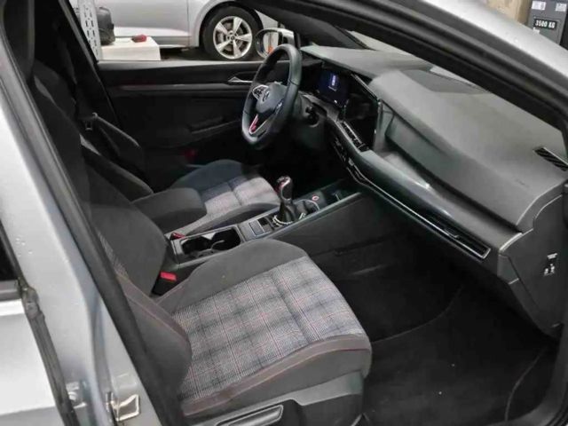 Volkswagen Golf GTI Style