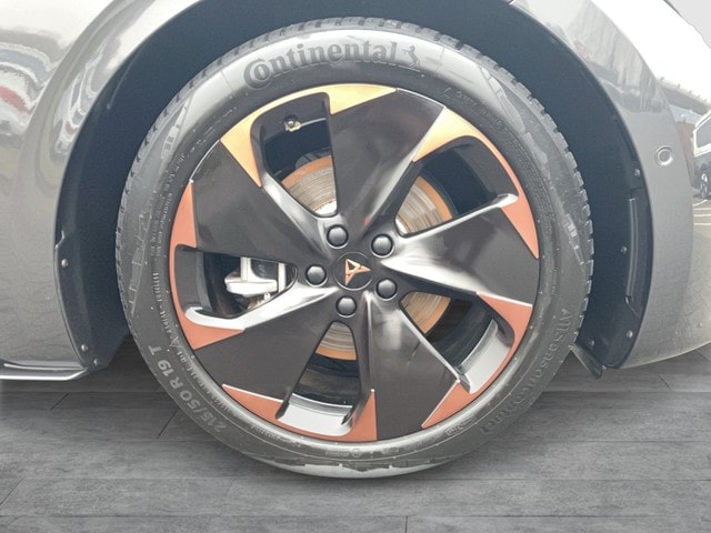 Cupra Born Born ACC CAM HUD LED LM19 MFL NAVI SHZG