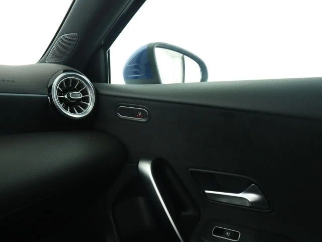 Mercedes-Benz A 200 AMG Line