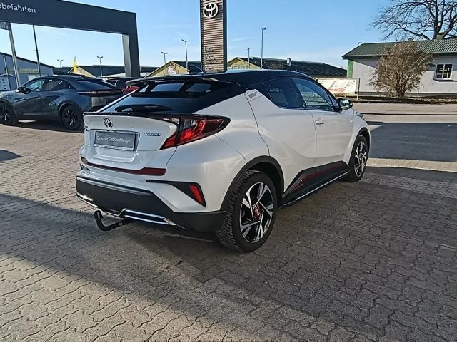 Toyota C-HR Hybride Team D