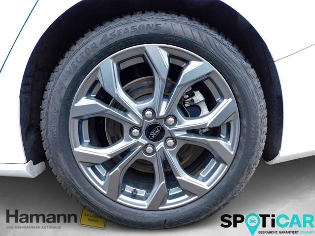 Ford Focus ST Line Wagon