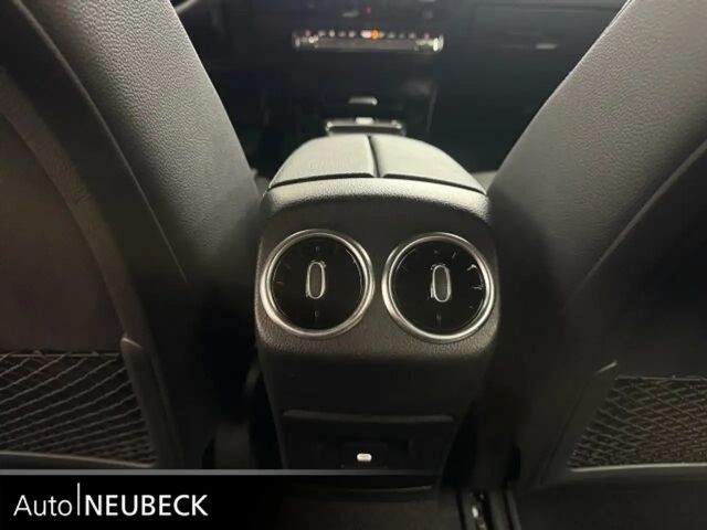 Mercedes-Benz A 220 4MATIC Progressive