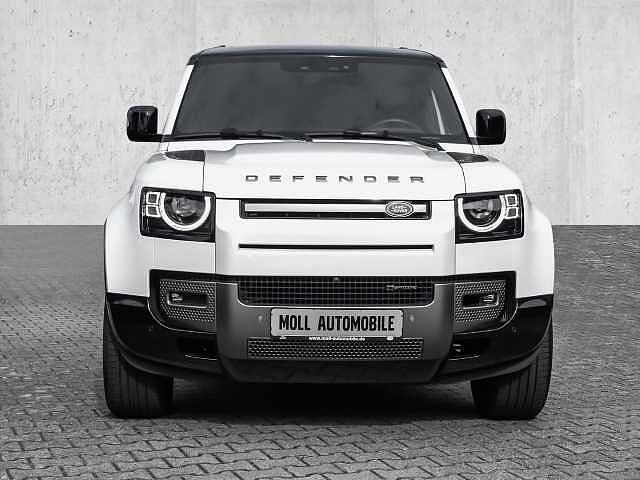 Land Rover Defender 110 Dynamic SE