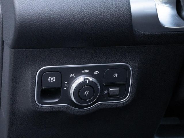 Mercedes-Benz GLB 250 4MATIC