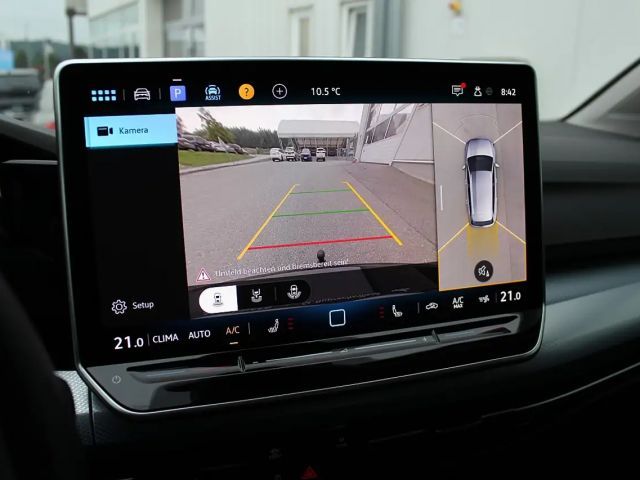 Volkswagen Golf ACT DSG Life Variant