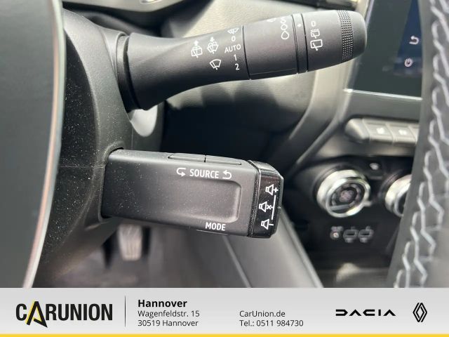 Renault Captur E-Tech Hybrid Iconic