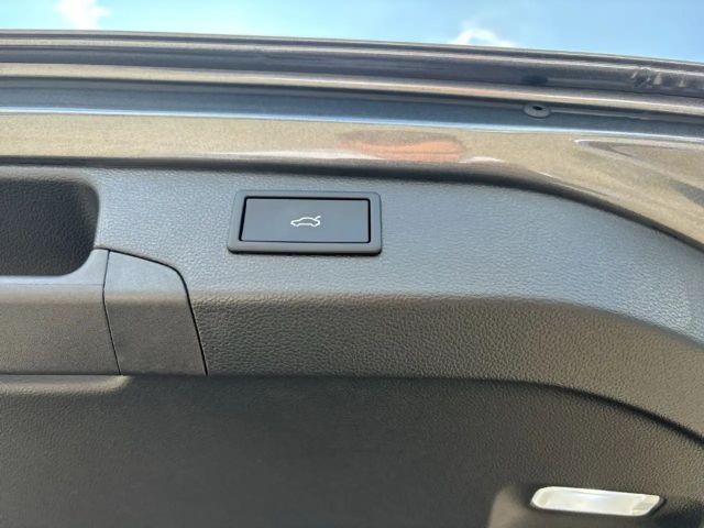 Volkswagen Passat DSG R-Line Variant