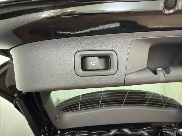 Mercedes-Benz GLA 200 4MATIC GLA 200 d