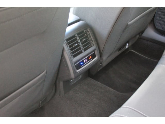 Volkswagen Golf 1.5 eTSI Style Variant