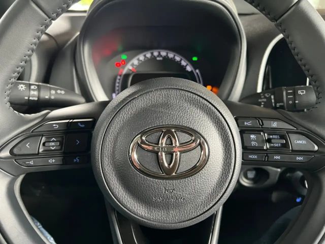 Toyota Aygo X Business Hatchback