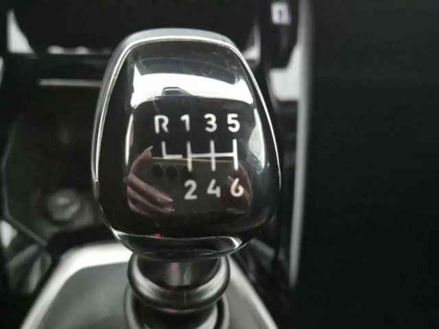 Peugeot 2008 Allure Pack