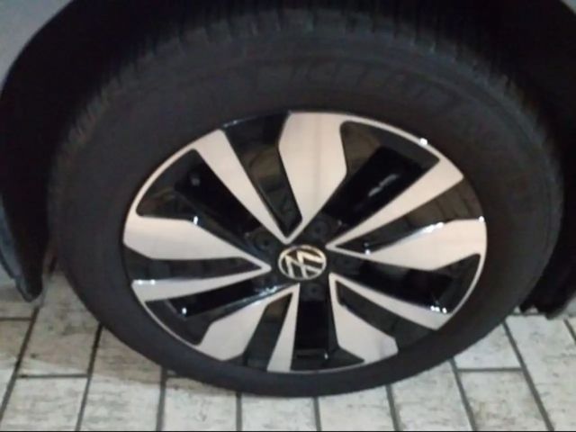 Volkswagen Golf 1.5 eTSI DSG Golf VIII