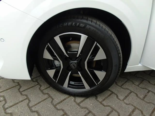 Peugeot 208 Allure Pack PureTech