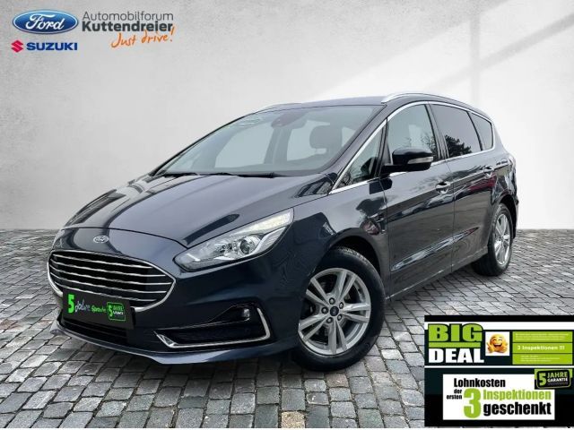 Ford S-Max Titanium