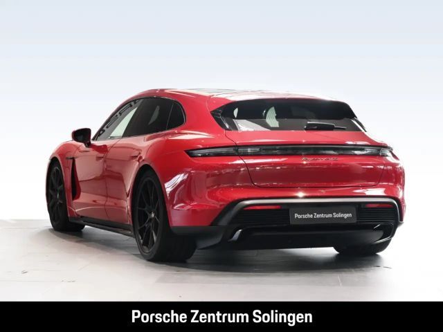 Porsche Taycan GTS Sport Turismo