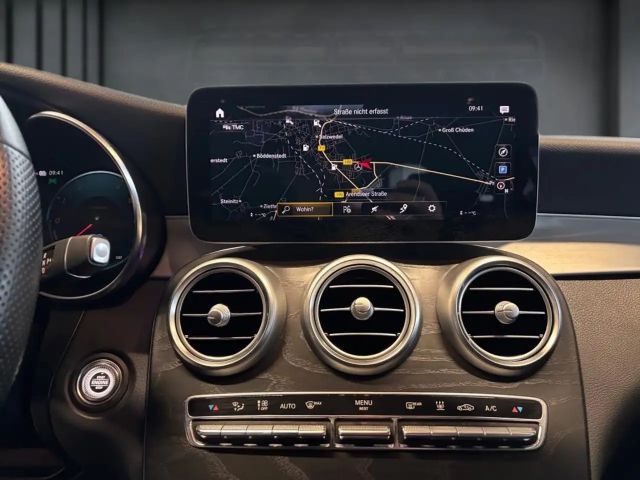 Mercedes-Benz GLC 300 4MATIC AMG Line