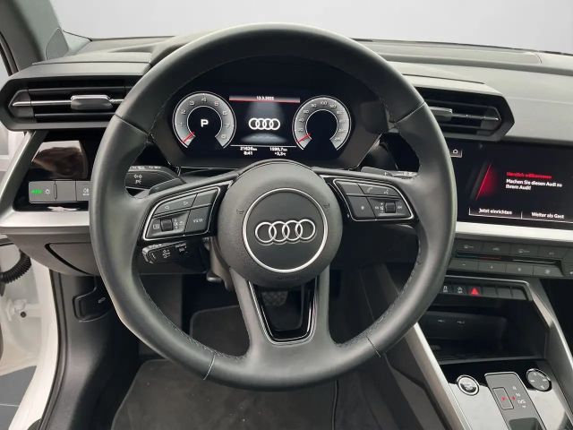 Audi A3 30 TFSI S-Tronic Sedan