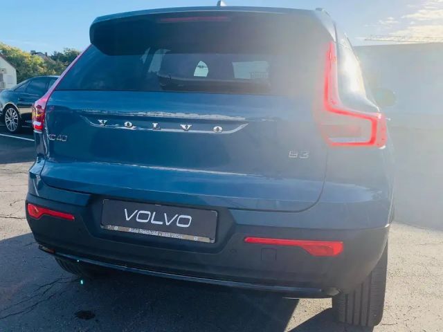 Volvo XC40 Dark Plus