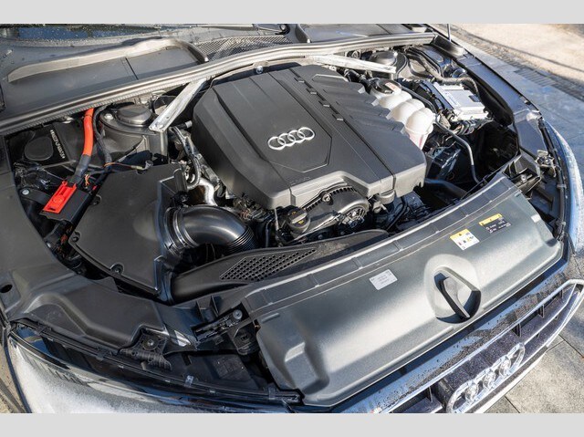 Audi A4 40 TFSI Avant S-Tronic