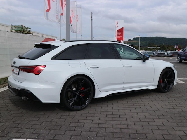Audi RS6 Avant Quattro