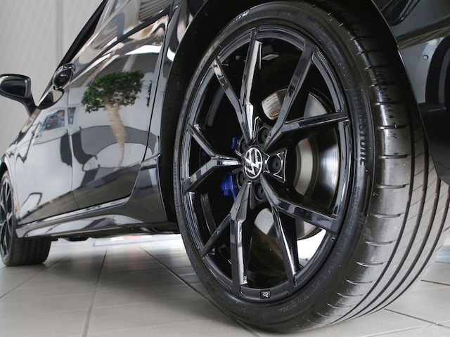 Volkswagen Golf 2.0 TSI DSG Golf VIII