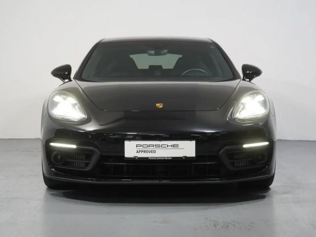 Porsche Panamera 4 E-Hybrid