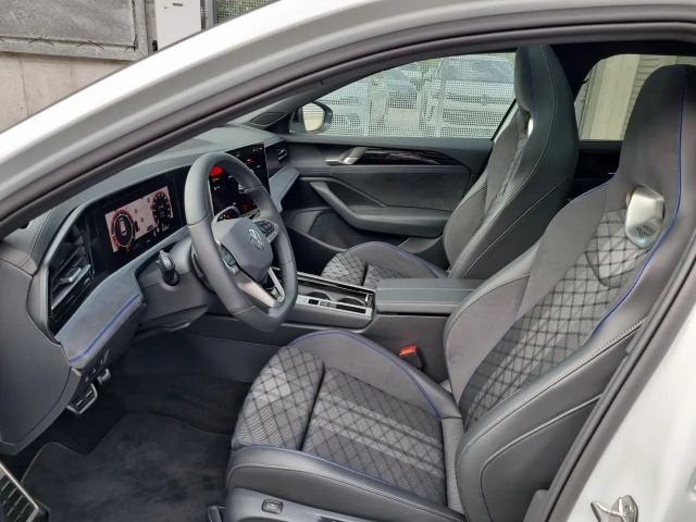 Volkswagen Passat 2.0 TDI R-Line Variant