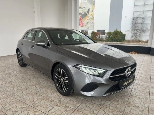 Mercedes-Benz A 180 Progressive