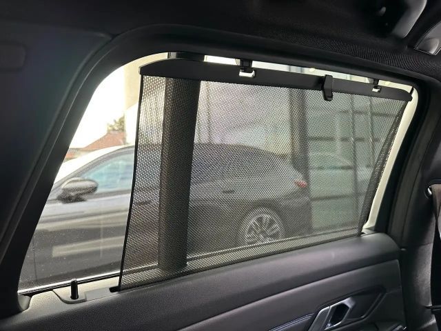 BMW 320 320i M-Sport Touring