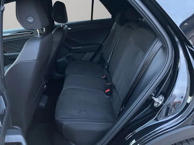 Volkswagen T-Roc 1.5 TSI DSG R-Line