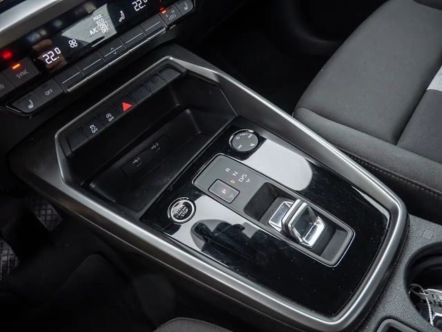 Audi A3 1.5 TFSI S-Line S-Tronic Sedan