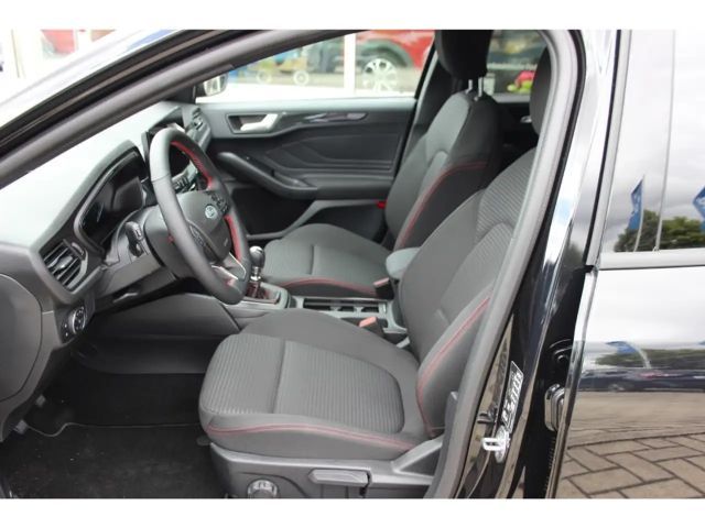 Ford Focus ST Line Wagon