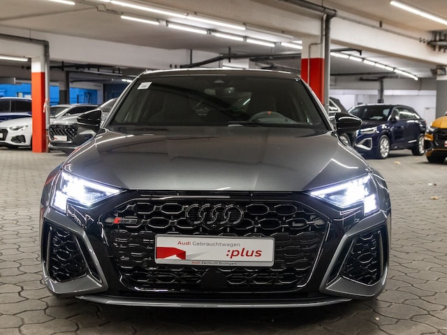 Audi RS3 Quattro S-Tronic Sedan