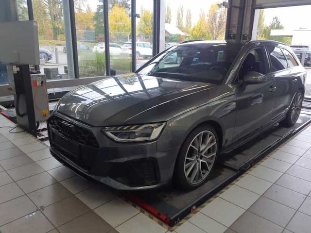 Audi A4 45 TFSI Avant Quattro S-Line S-Tronic
