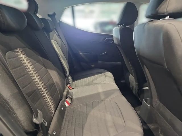 Hyundai i10 1.0 2WD Trend