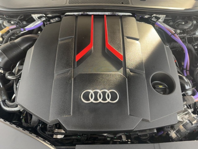 Audi S6 Avant Quattro