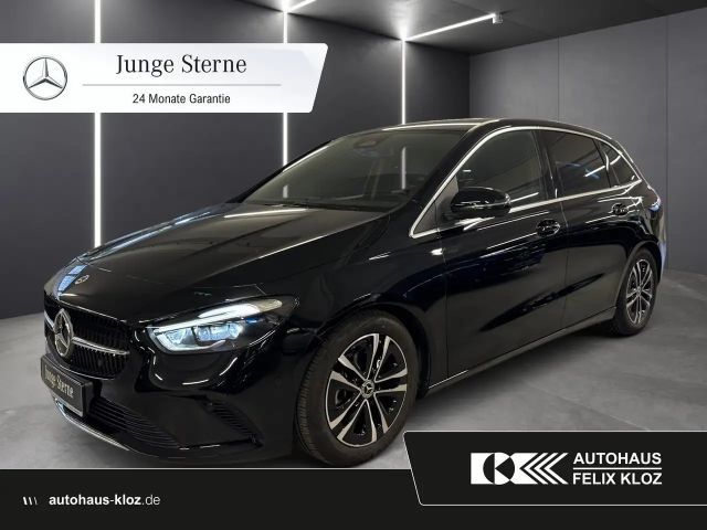 Mercedes-Benz B 200 Progressive Sedan