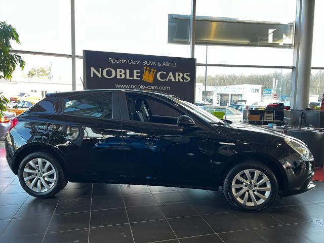 Alfa Romeo Giulietta Basis KLIMA NAVI