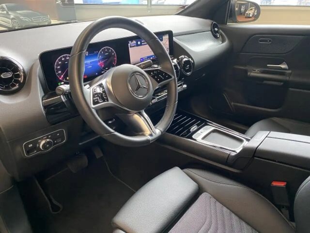 Mercedes-Benz GLA 200 Progressive