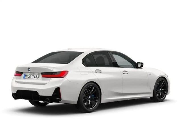 BMW 330 330d M-Sport Sedan