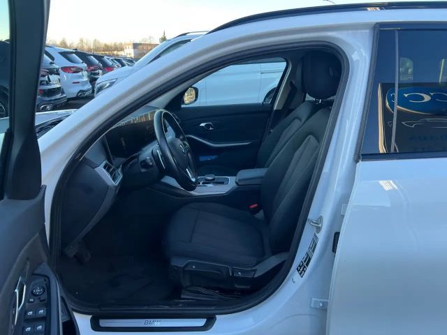 BMW 320 320d Touring xDrive