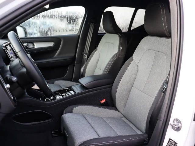 Volvo XC40 Dark Plus