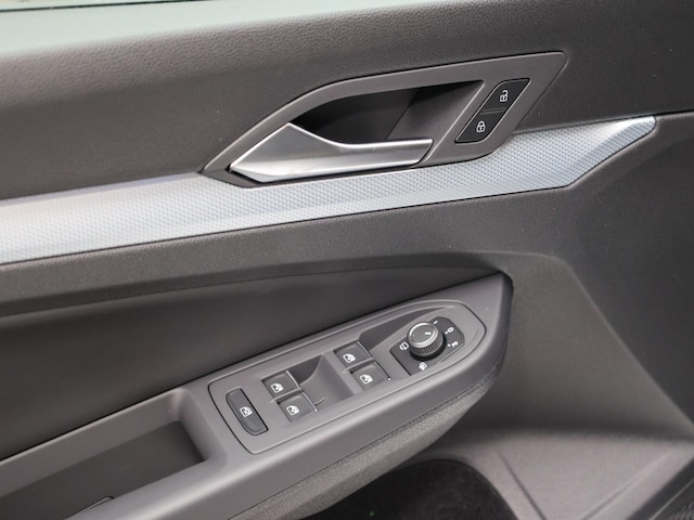 Volkswagen Golf 1.5 eTSI DSG