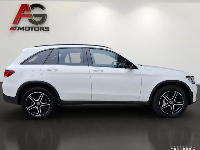 Mercedes-Benz GLC 300 4MATIC AMG Line