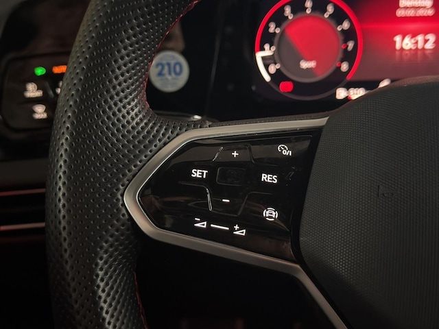 Volkswagen Golf 2.0 TSI GTI Golf VIII IQ.Drive