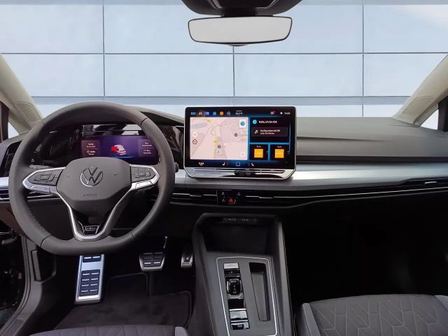 Volkswagen Golf 1.5 eTSI Variant