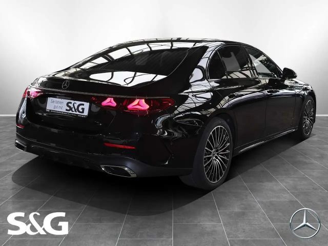 Mercedes-Benz E 220 AMG Line E 220 d Sedan