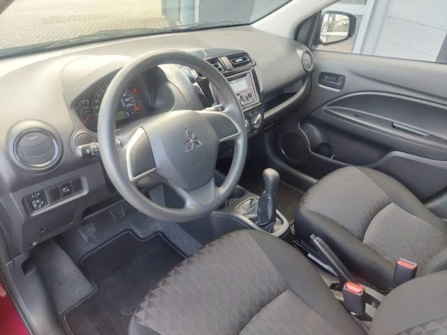Mitsubishi Space Star Star