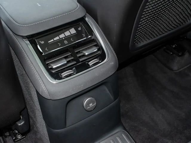 Volvo XC90 AWD Dark Plus T8